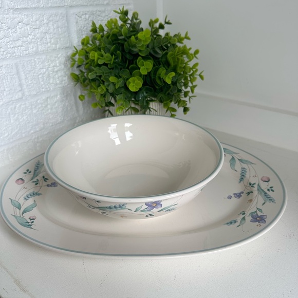 Pfaltzgraff April Stoneware Platter 14.50" x 10.75" & Serving Bowl 8.5” Bin E - Picture 6 of 6